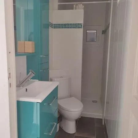 Mas Boucard Ii : Cour Et Parking Prives * Frontignan